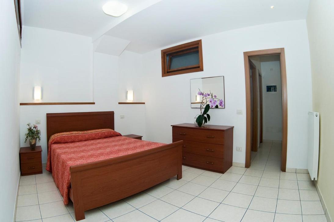 Casa Facchinetti Yellow Apartment Malcesine Eksteriør bilde